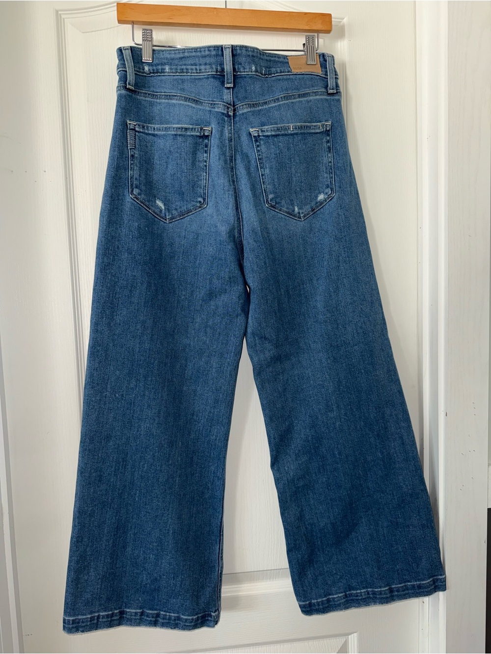 PAIGE Anessa High-Rise Wide Leg Jeans - Picture 4 of 5